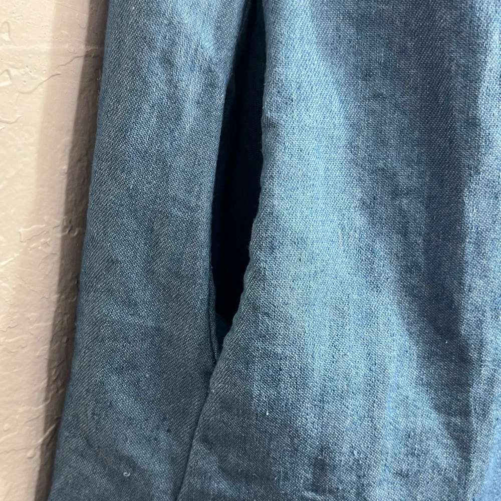 BLUE BLOUSE WITH POCKETS SIZE P2P 19” - Picture 2 of 5